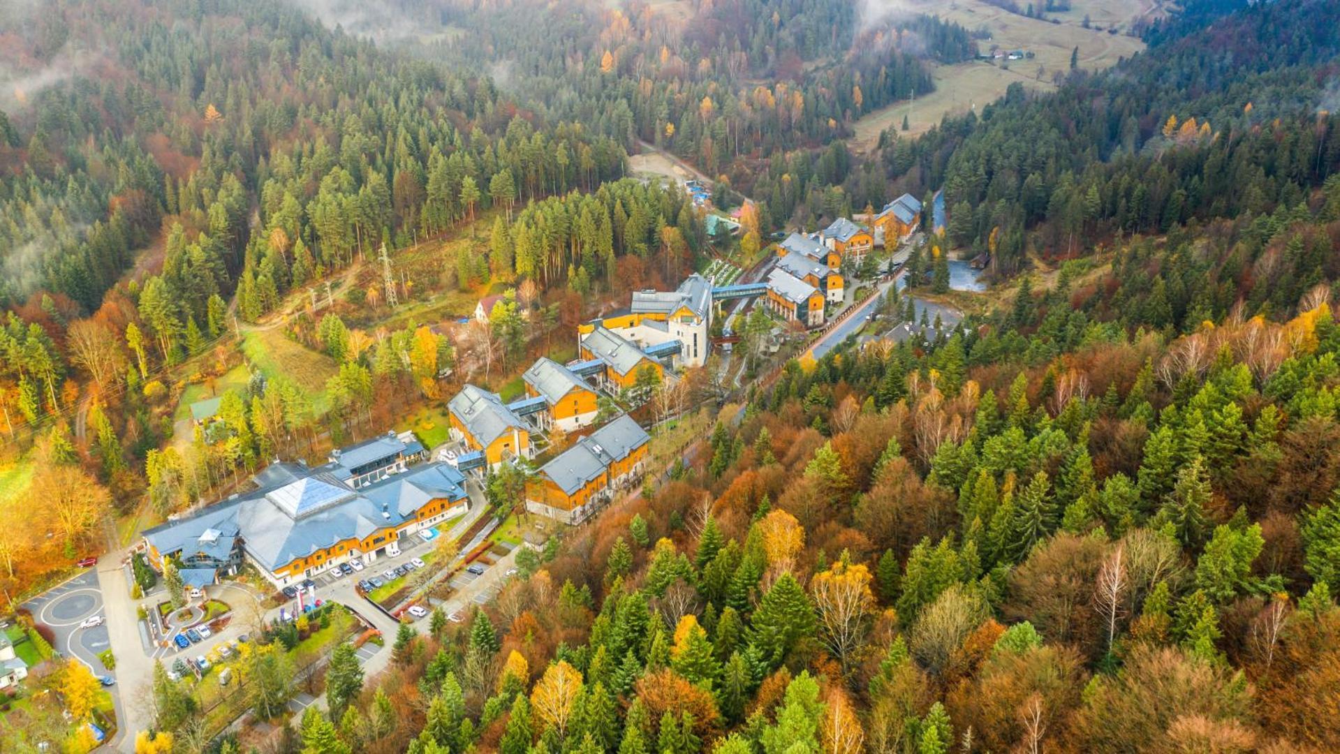 Hotel Czarny Potok Resort Spa & Conference Krynica Zdroj Bagian luar foto