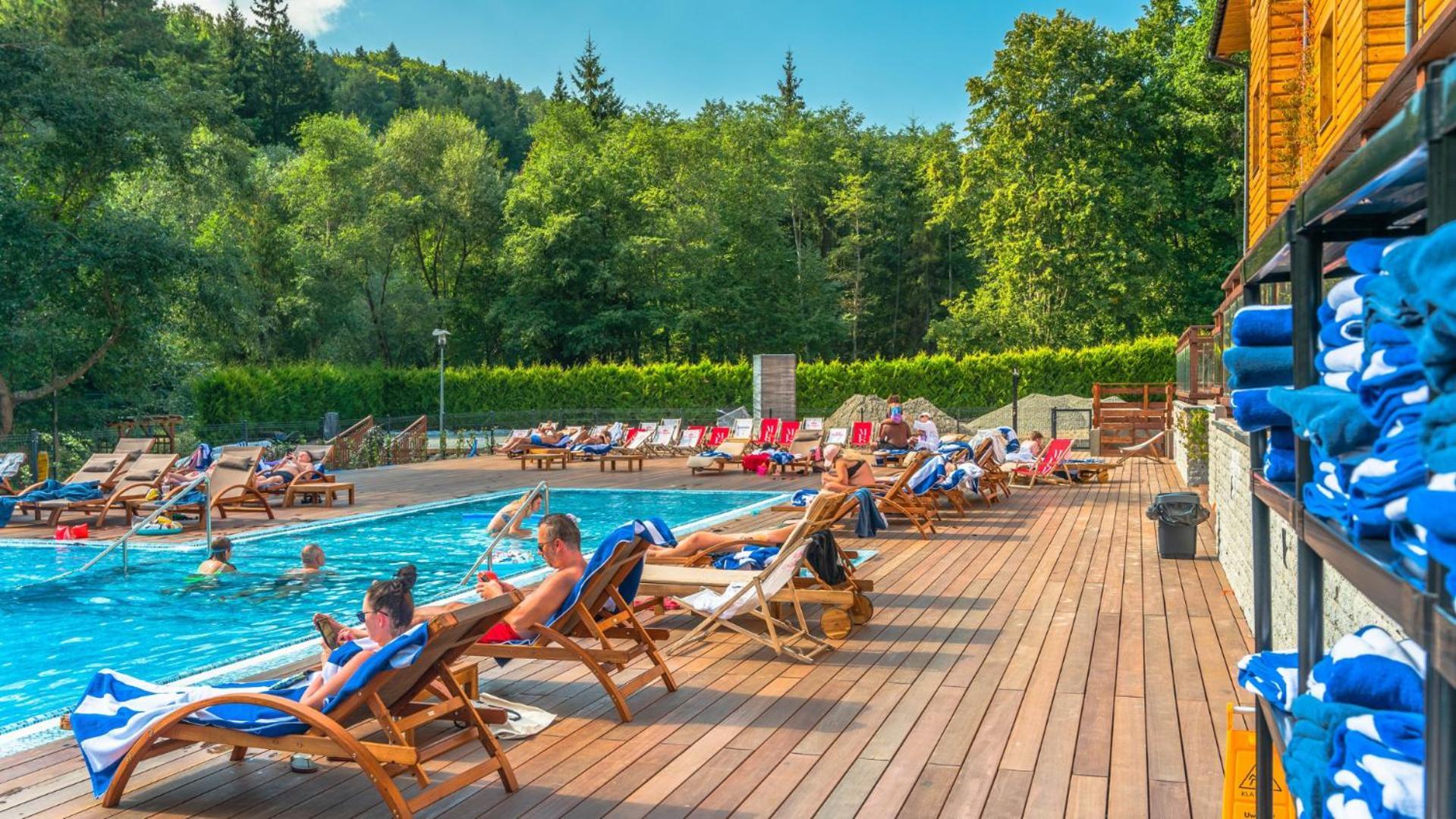 Hotel Czarny Potok Resort Spa & Conference Krynica Zdroj Bagian luar foto